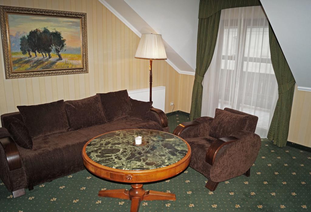 تيكوشين Villa Regent المظهر الخارجي الصورة